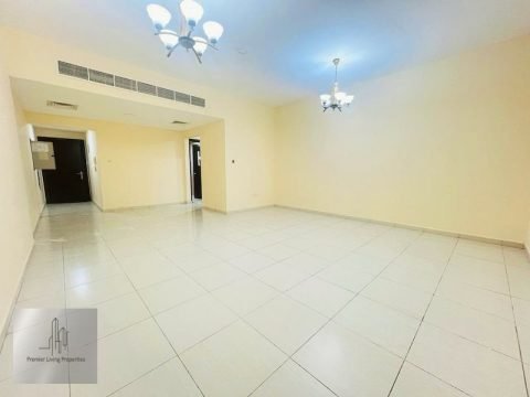 سرير في غرفة ثلاثية - سكن طلاب عسكر بسعر رمزي